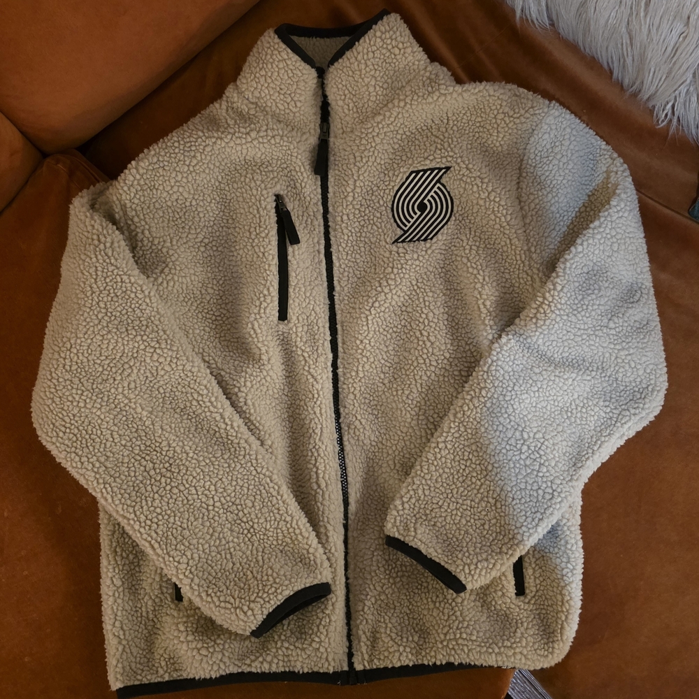 47 Women's Cream Sherpa Fleece Jacket